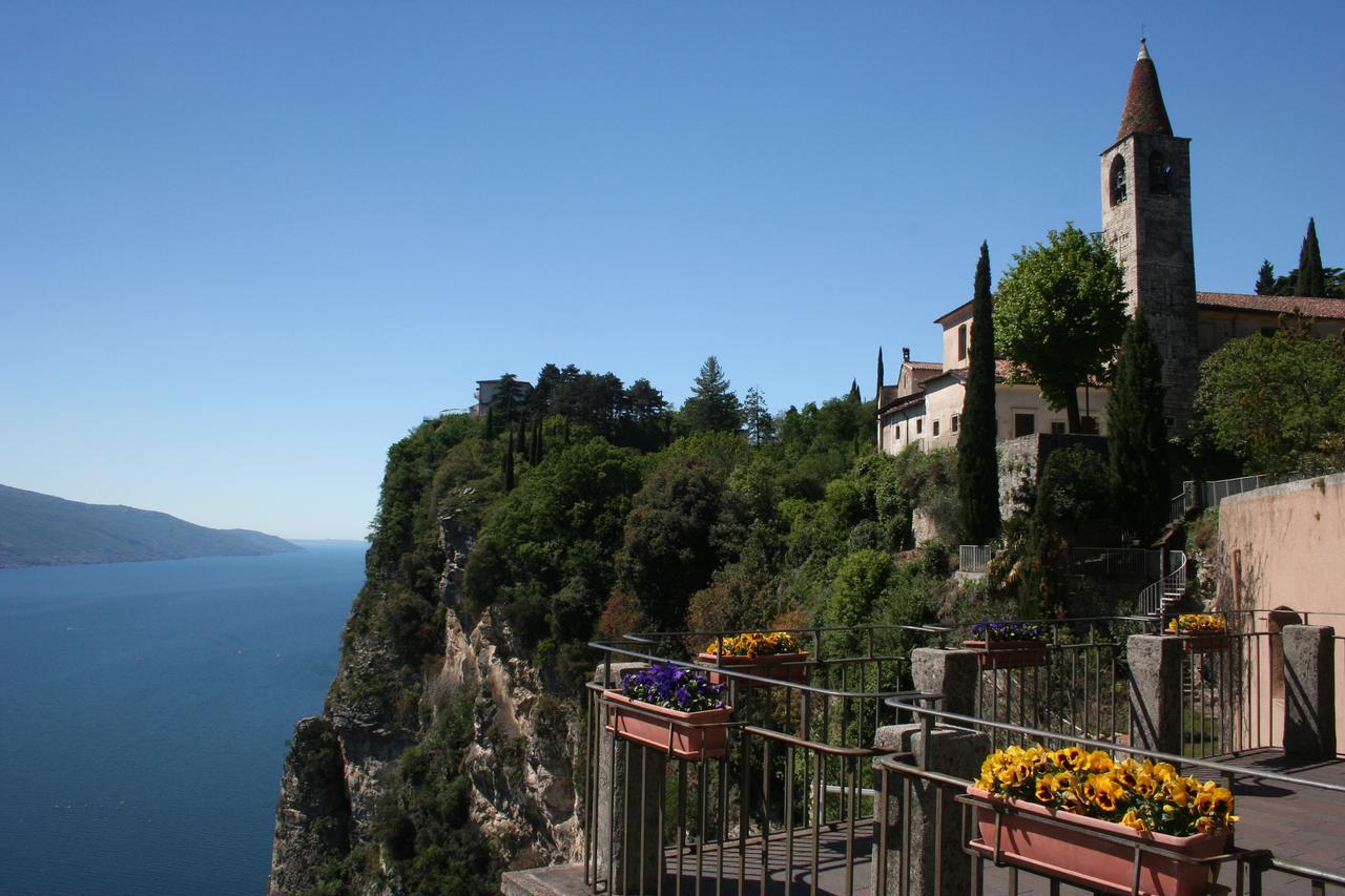 Casa Vacanze Regina Del Lago Tremosine 외부 사진